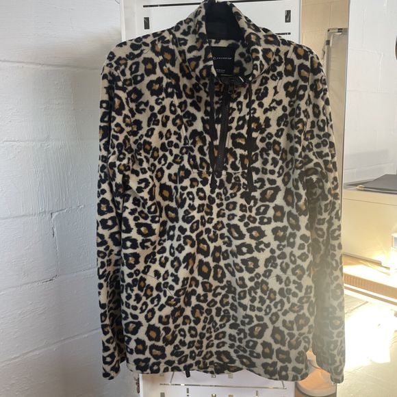 Leopard Print‎ Pullover - Picture 1 of 6